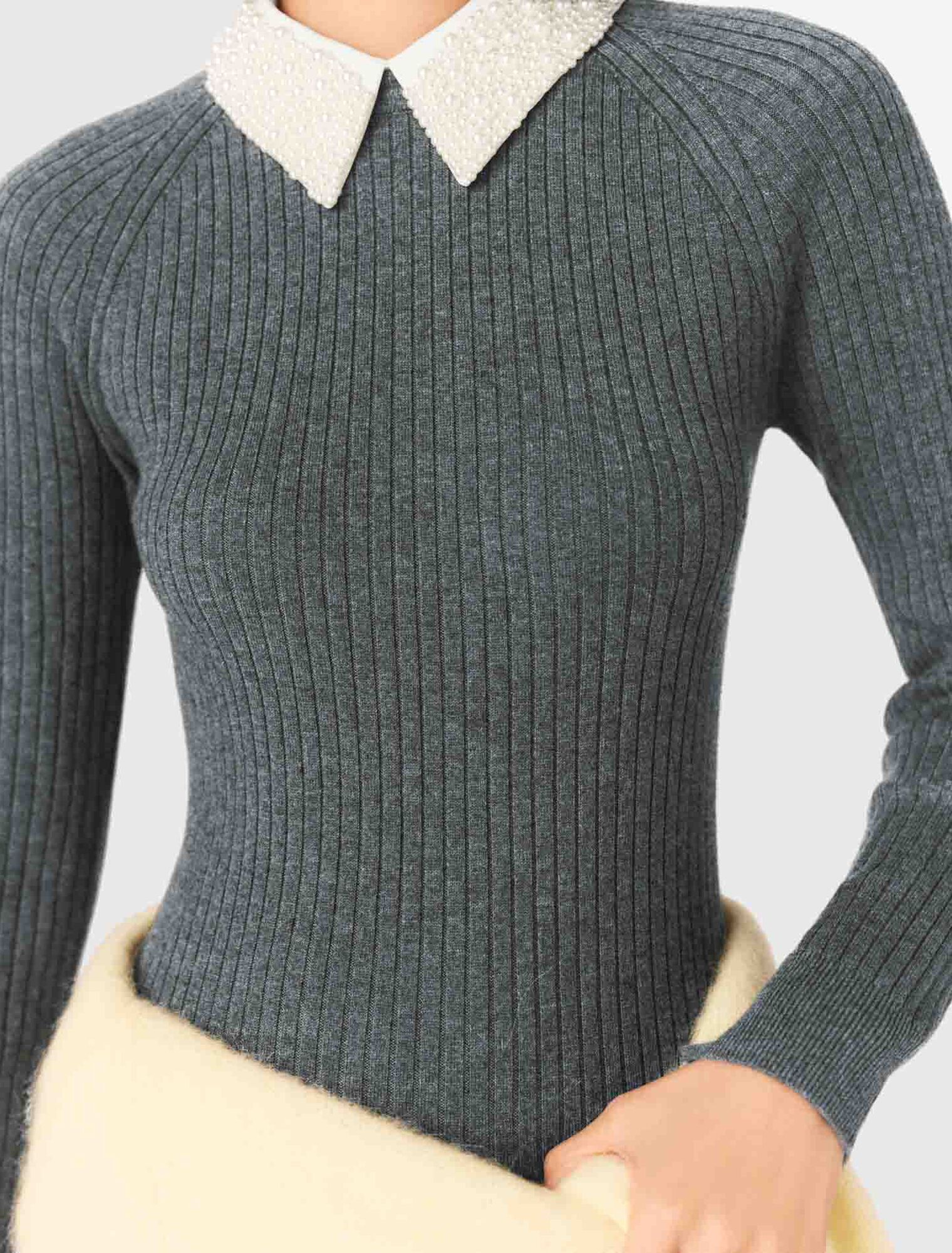 Abito corto maglia collo perlato