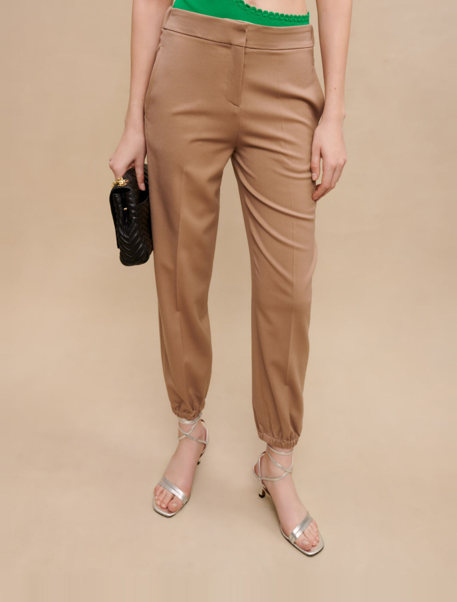 Pantaloni stretti alla caviglia