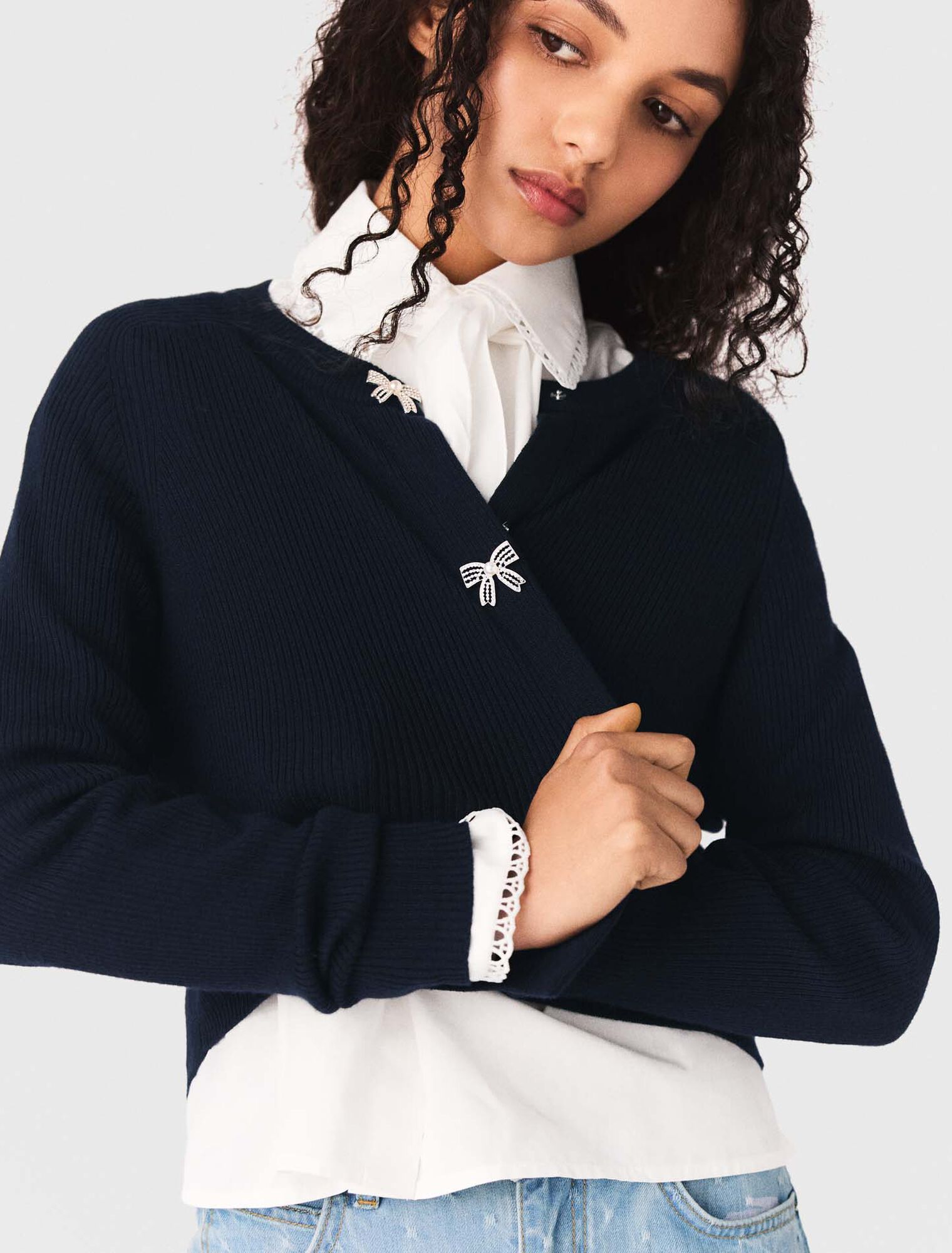 Cardigan bottoni fiocco gioiello
