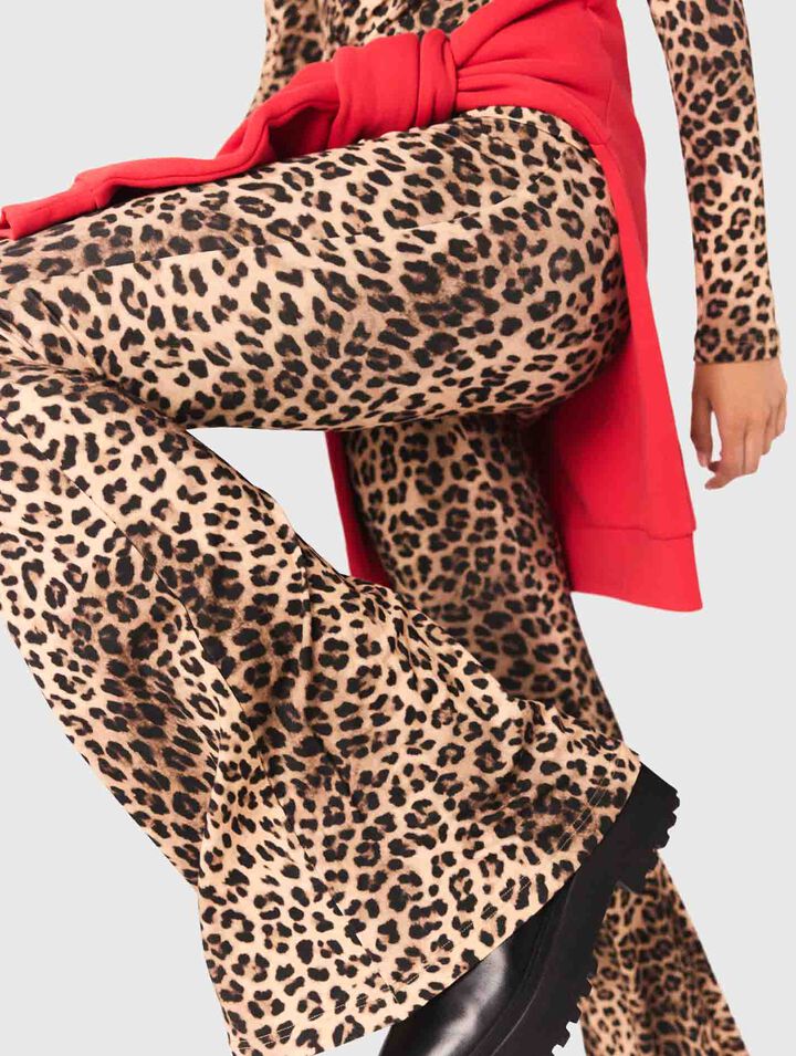 Leggings svasati stampa leopardo
