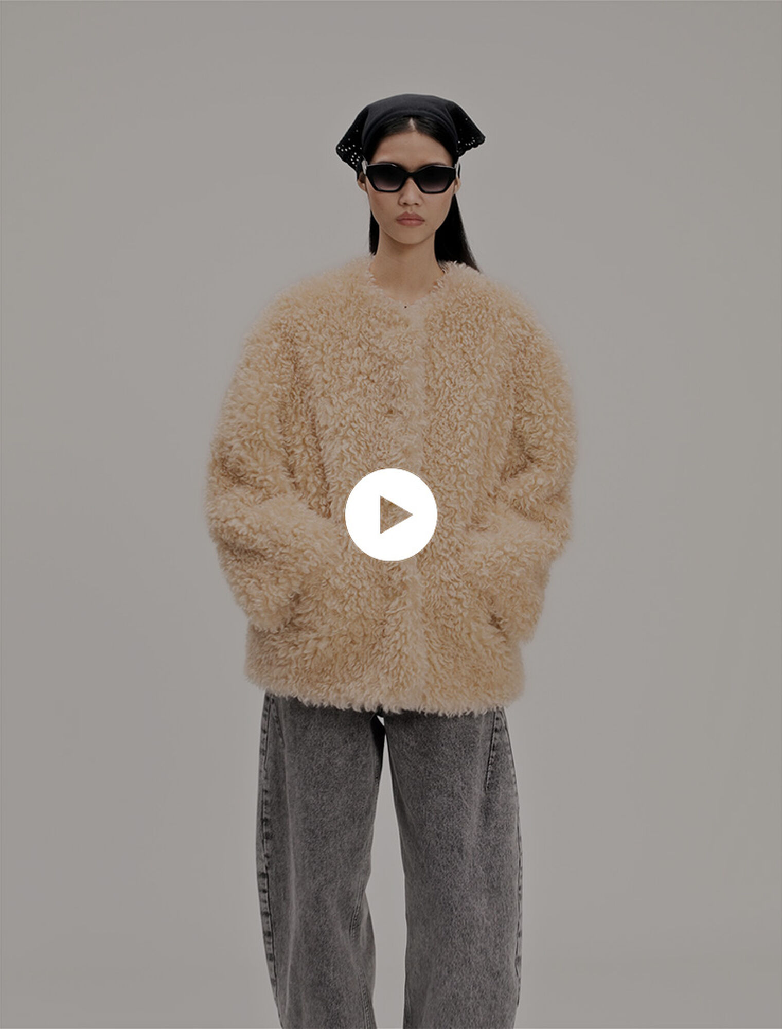 Cappotto corto in ecopelliccia