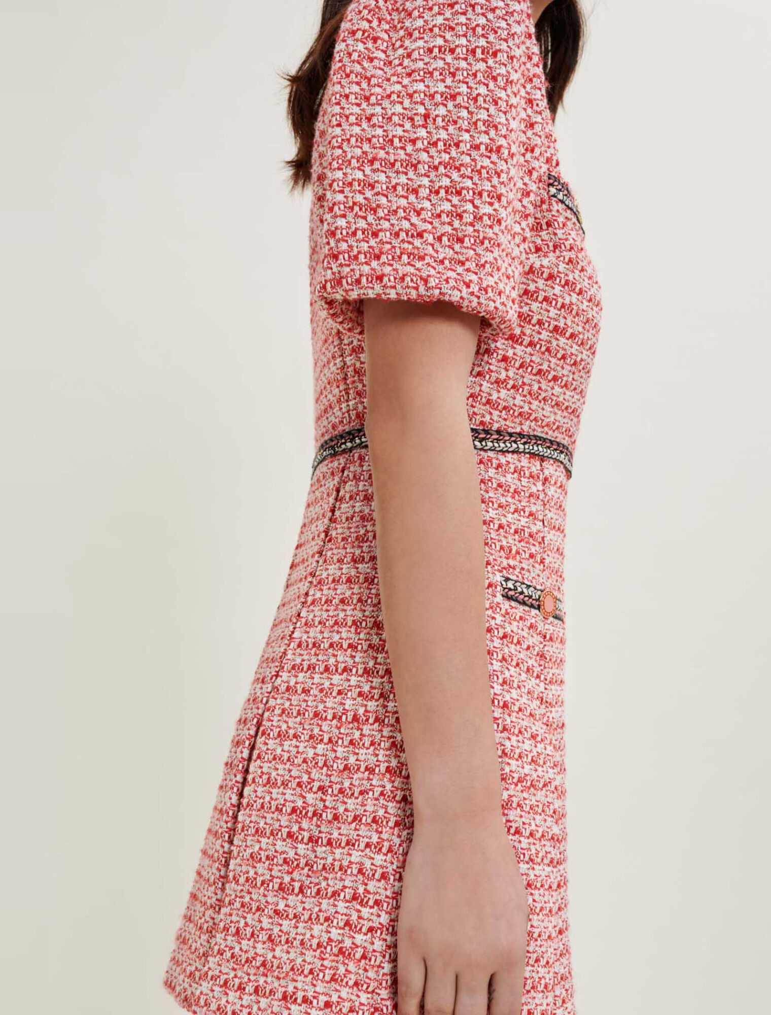 Abito in tweed con galloni etnici