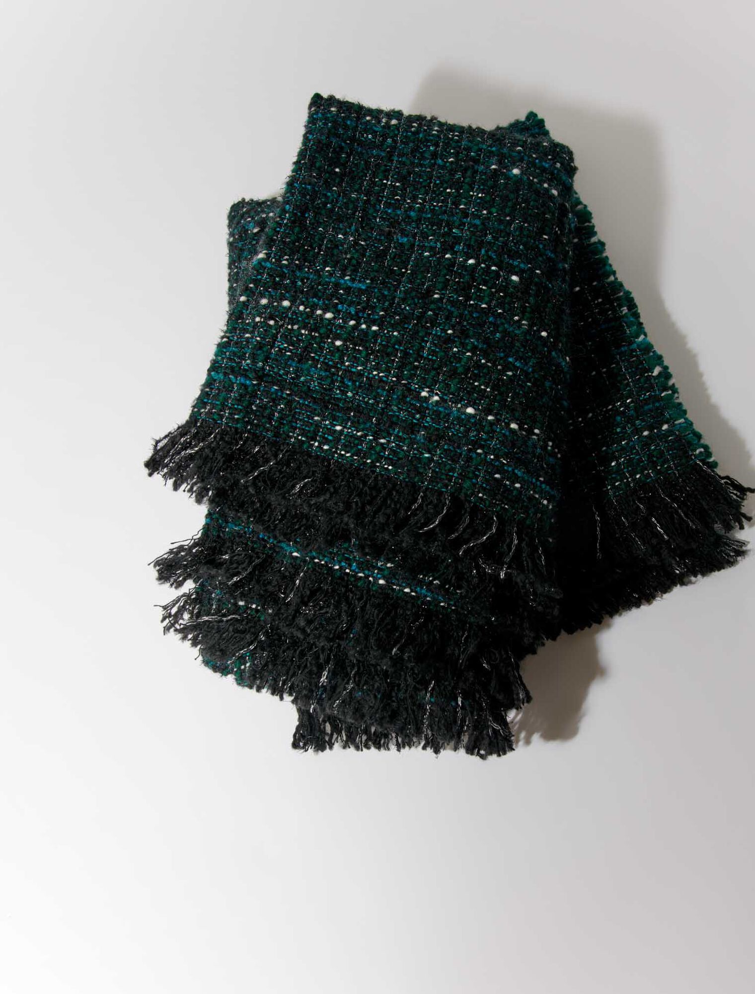 Poncho in tweed