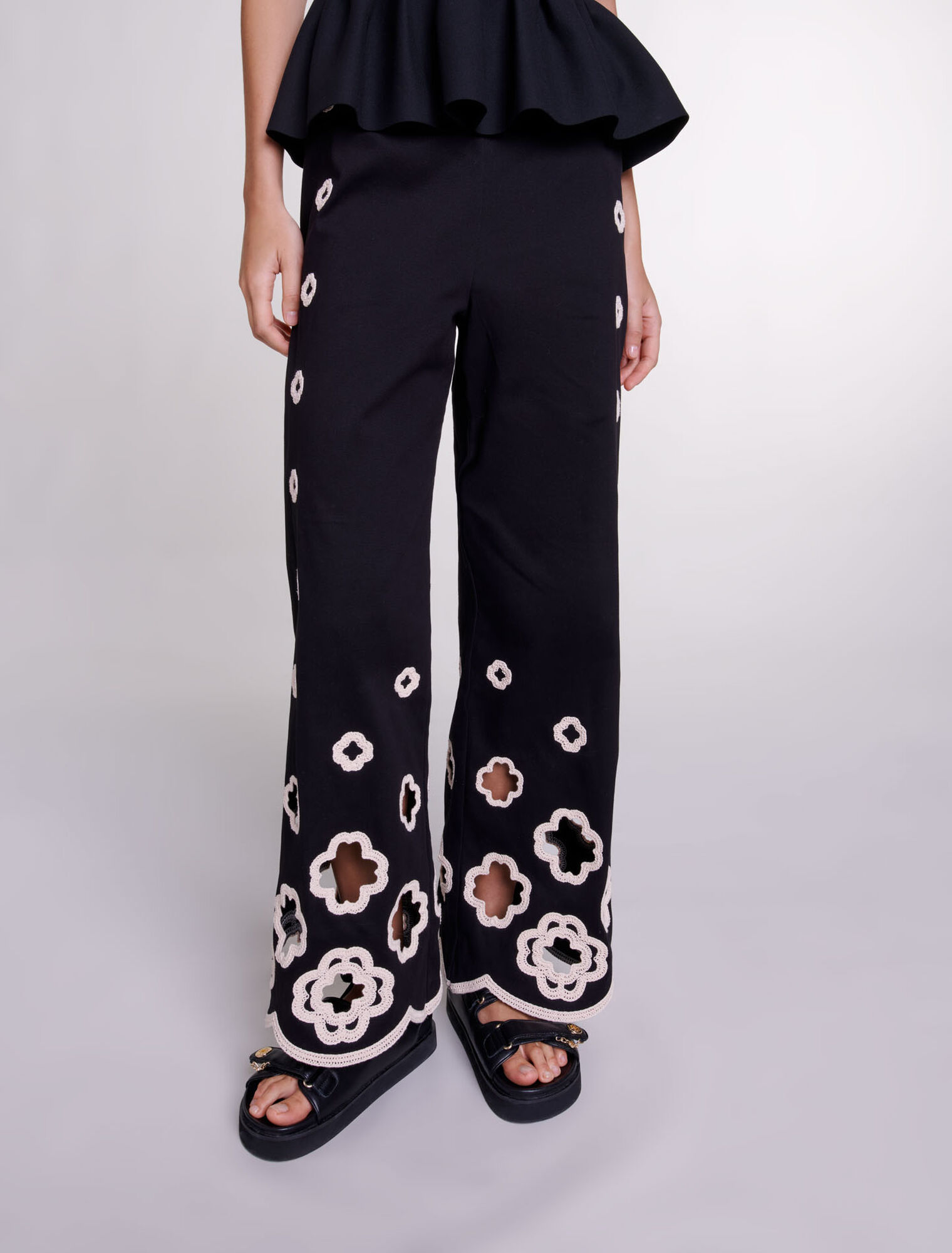 Pantaloni larghi in crochet