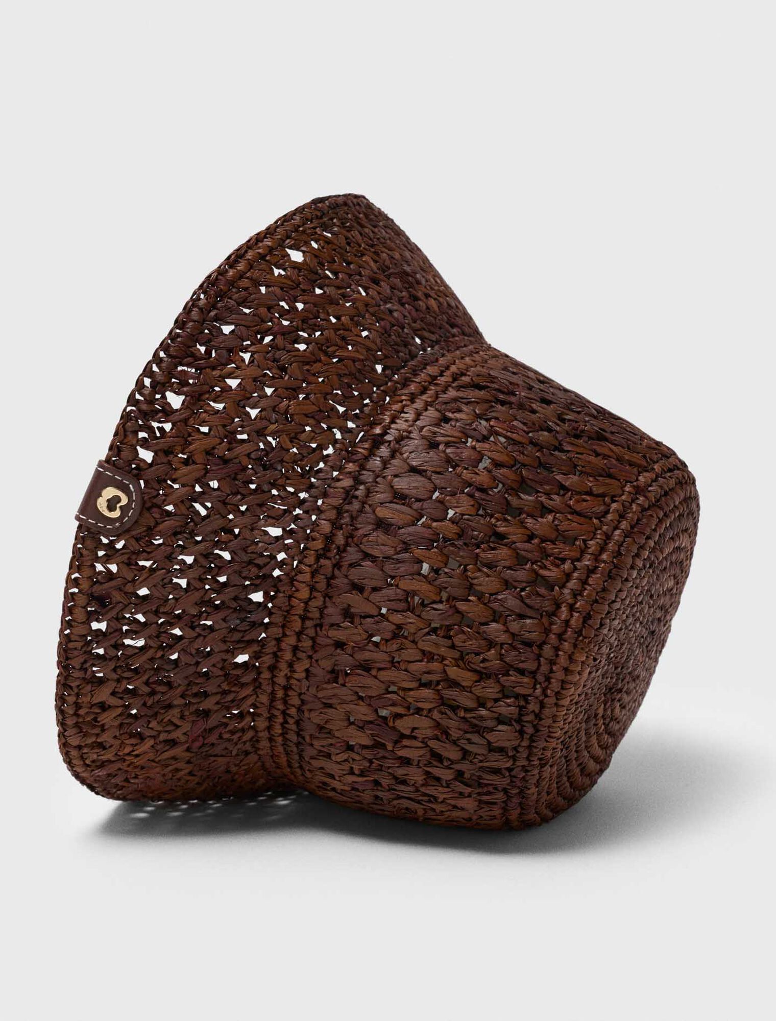 Bucket Hat in rafia all'uncinetto