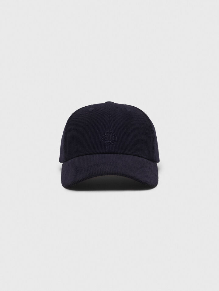 Cappello in velluto a coste