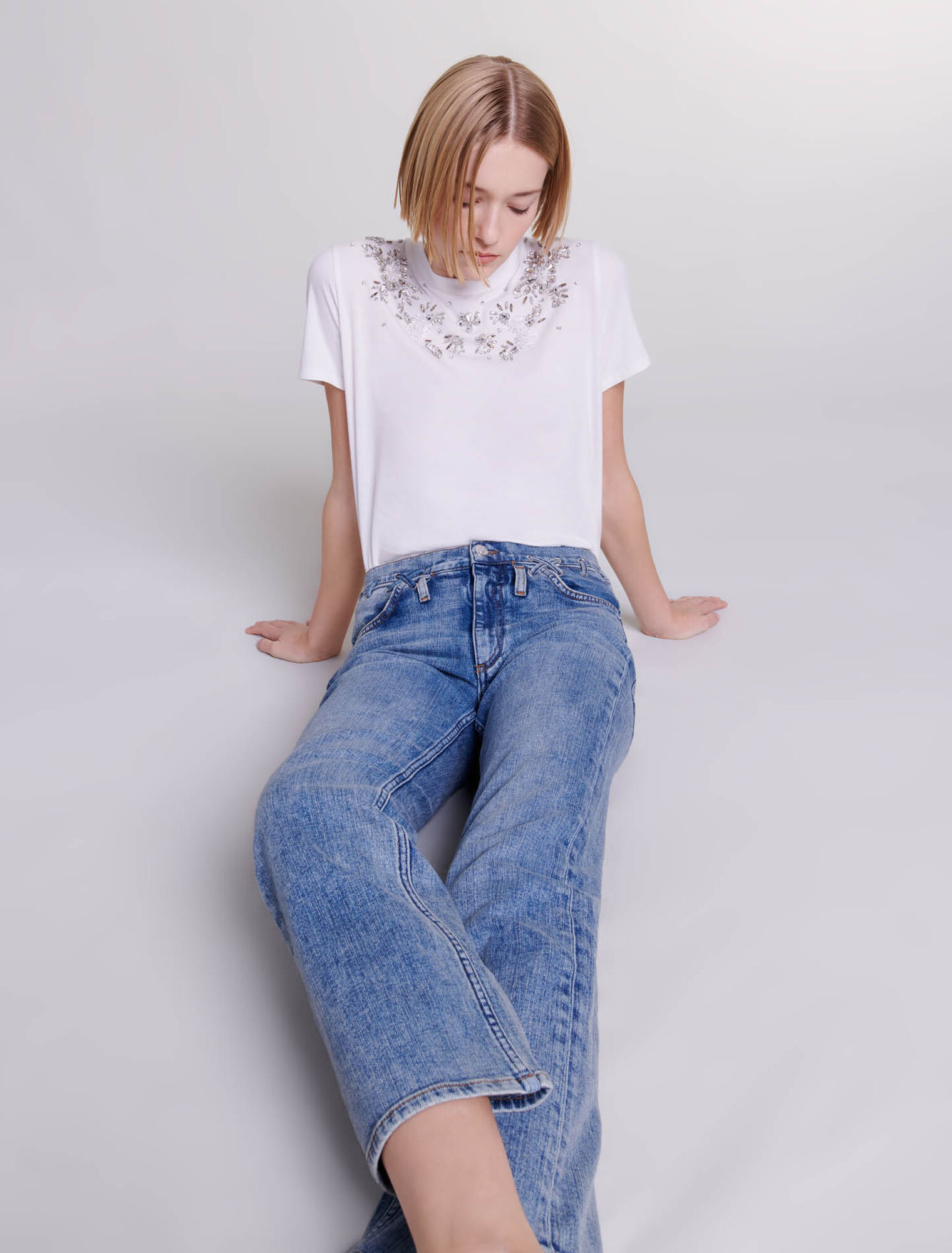 T-shirt arricchita da strass