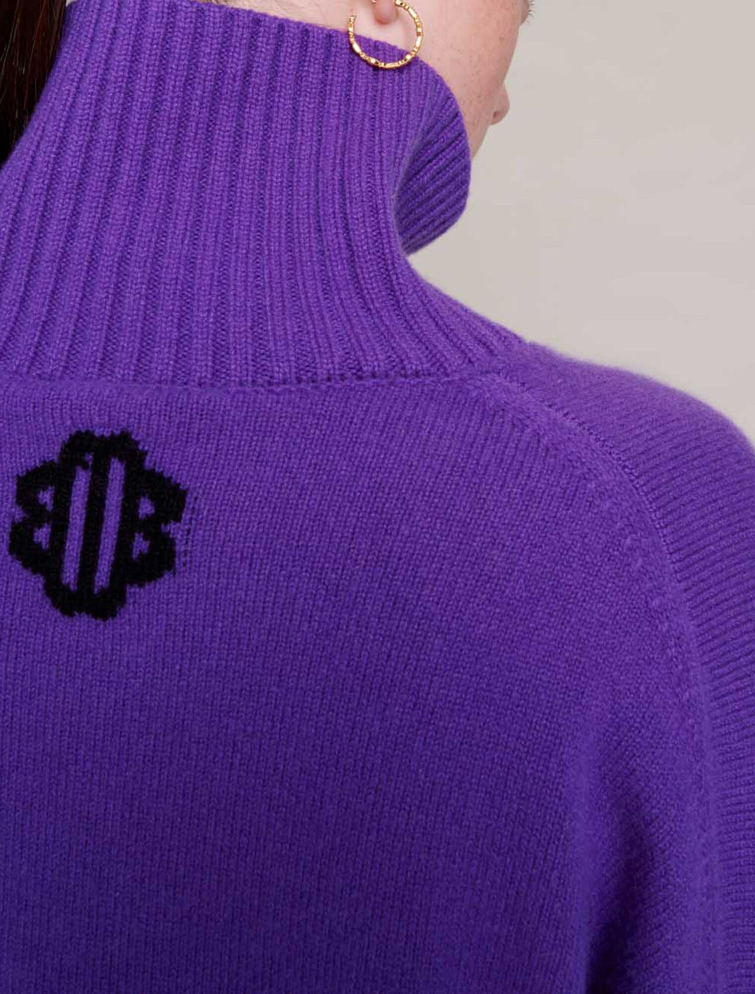 Maglione a collo alto in cashmere