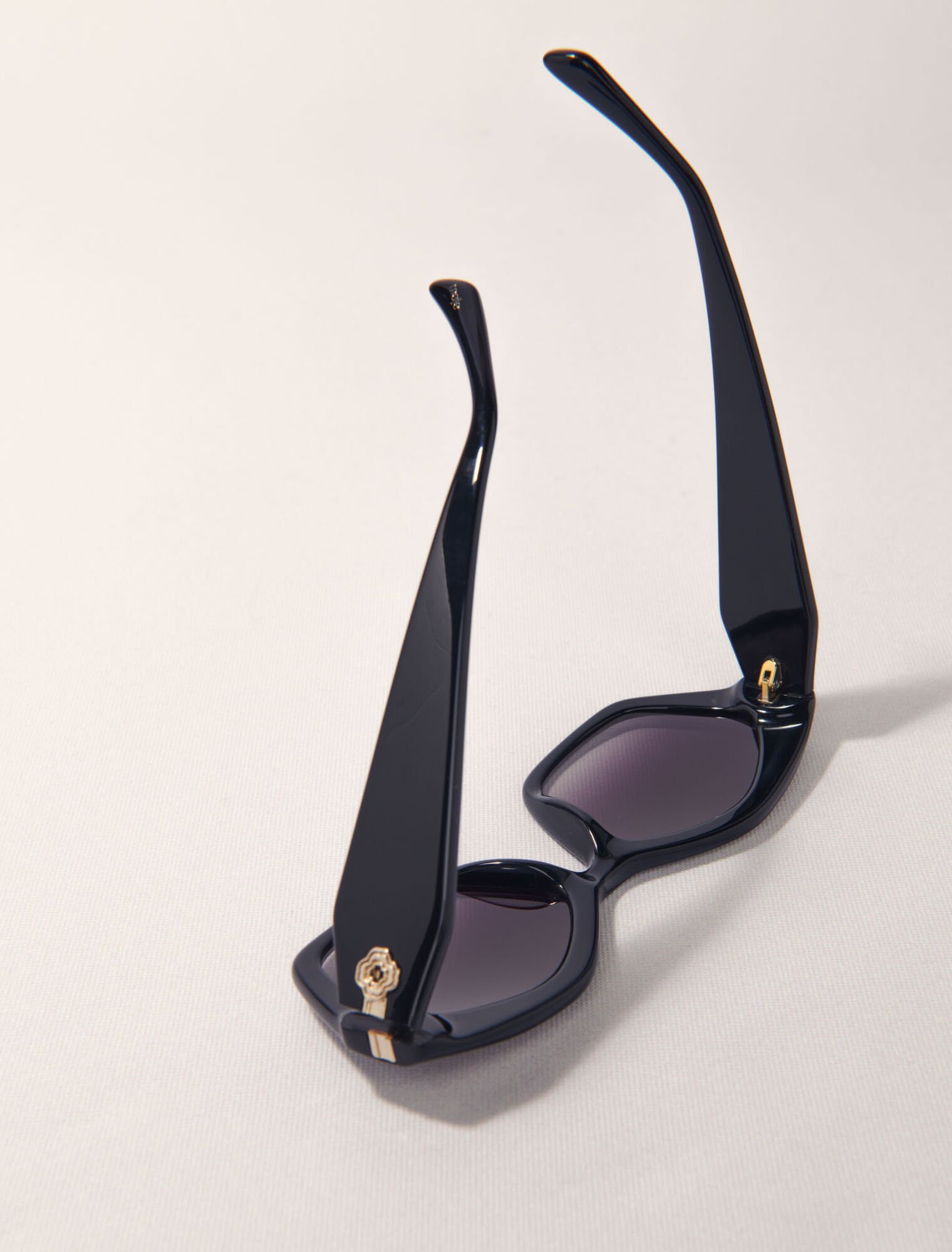 Occhiali cat-eye in acetato nero