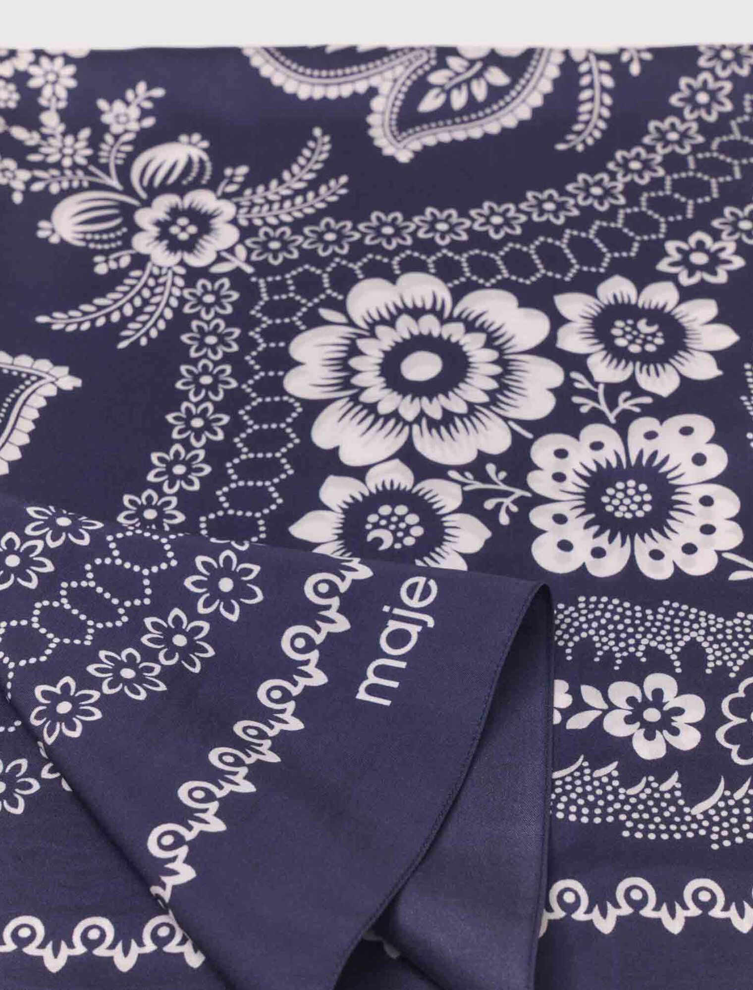 Foulard 90x90 in seta stampata