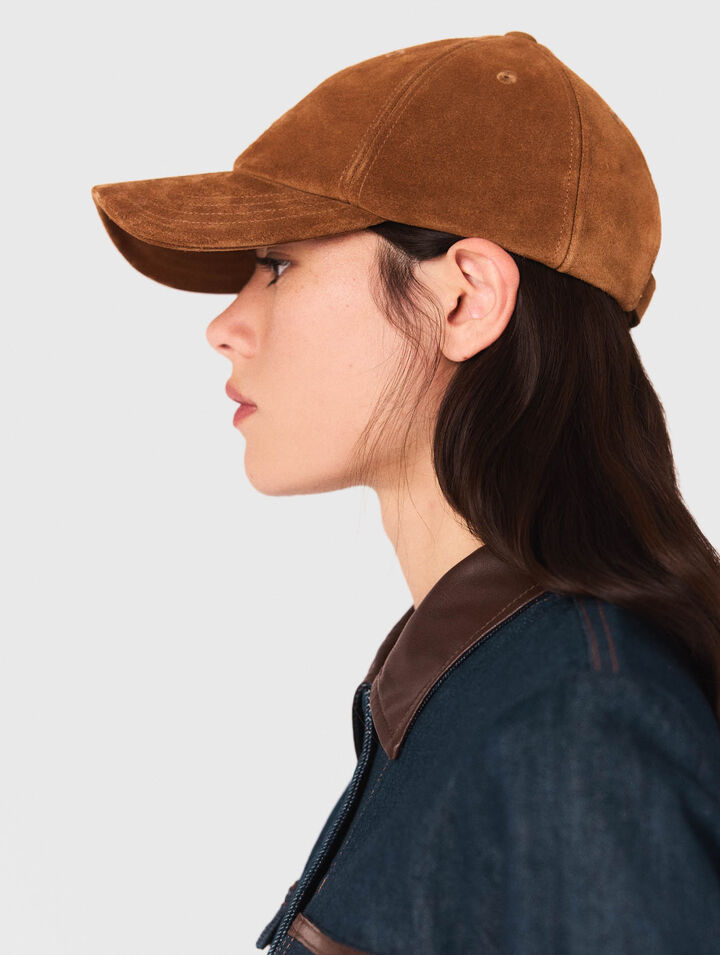 Jeans larghi con tasche applicate