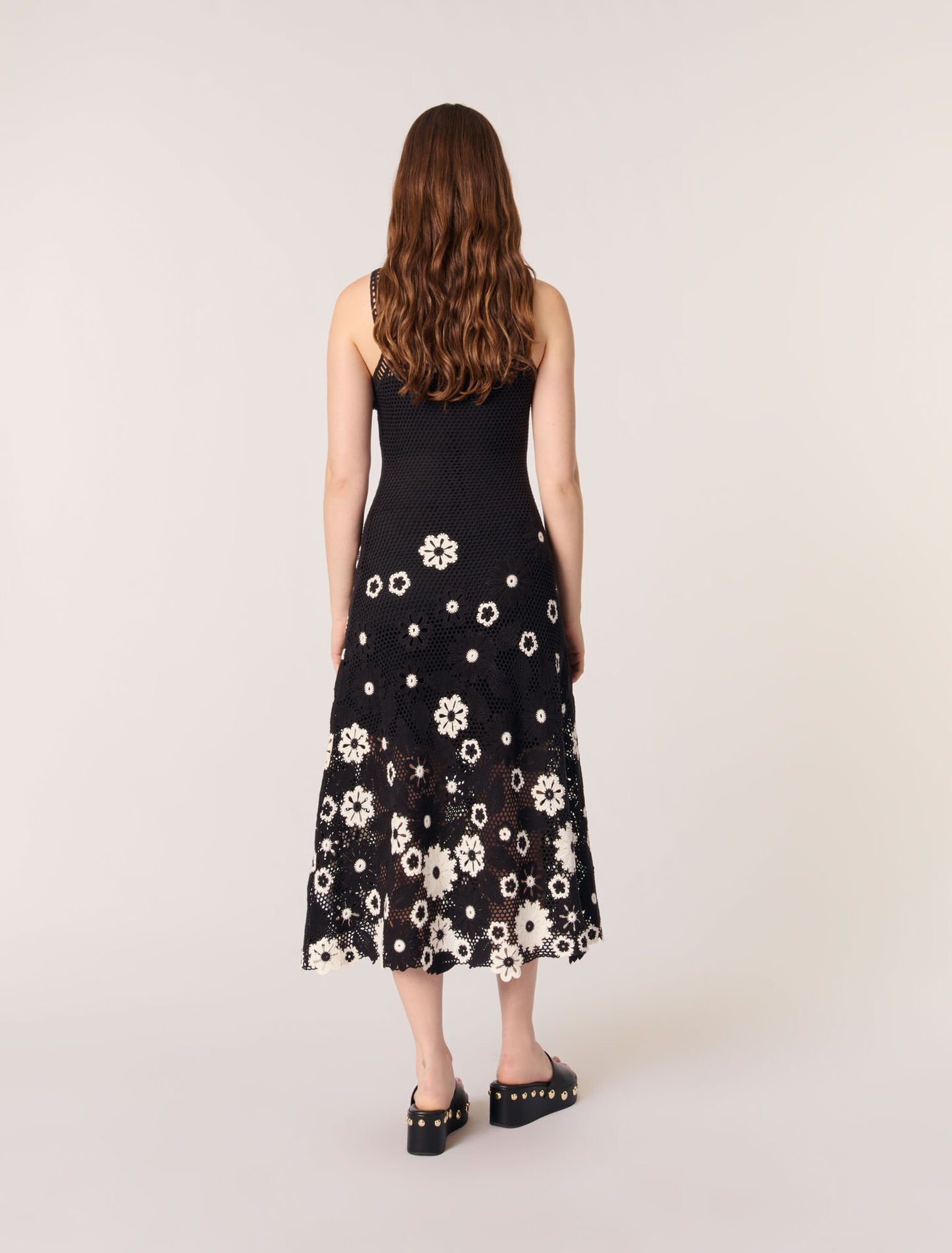 Abito lungo crochet floreale
