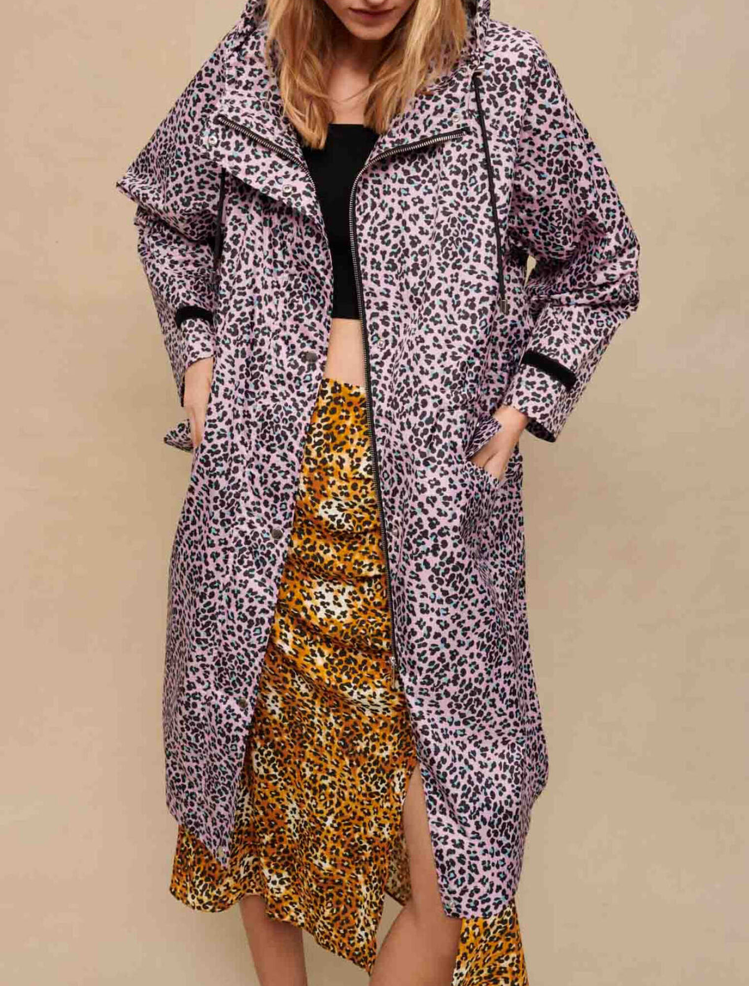 Cappotto impermeabile stampa leopardata