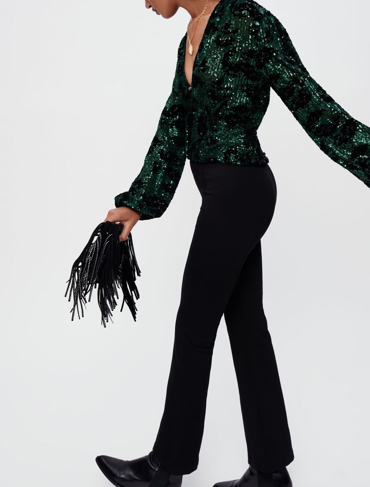 Top interamente ricamato con paillettes