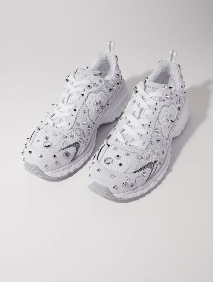 Sneaker M con borchie