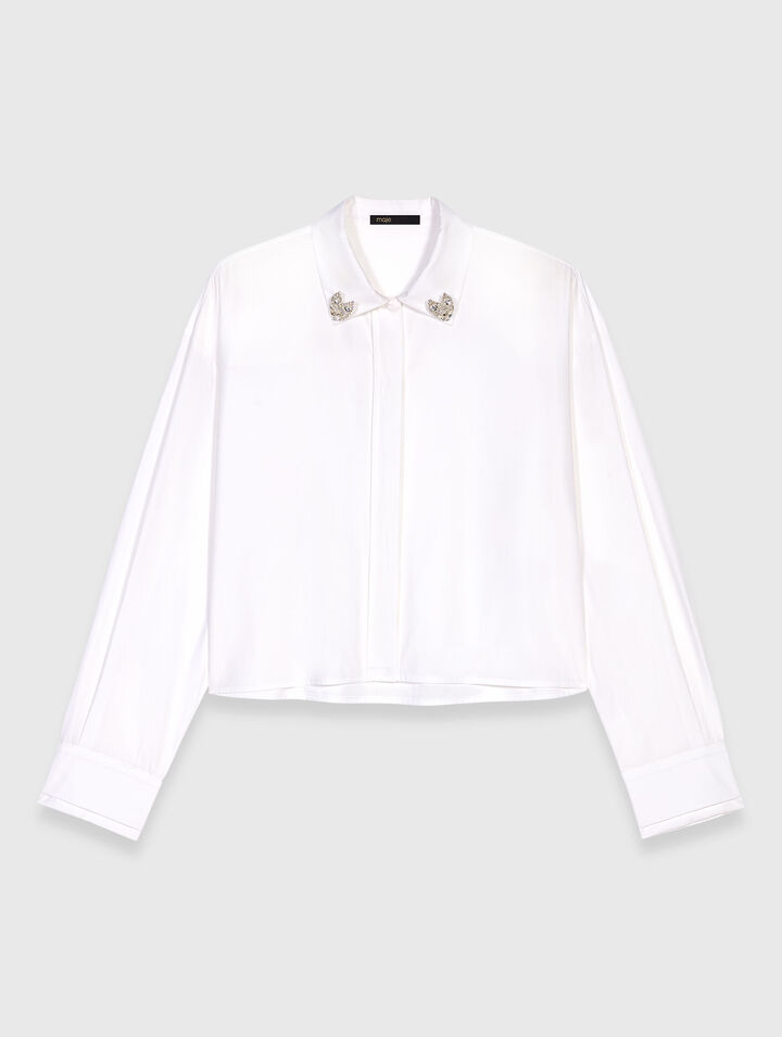 Camicia corta con dettagli gioiello