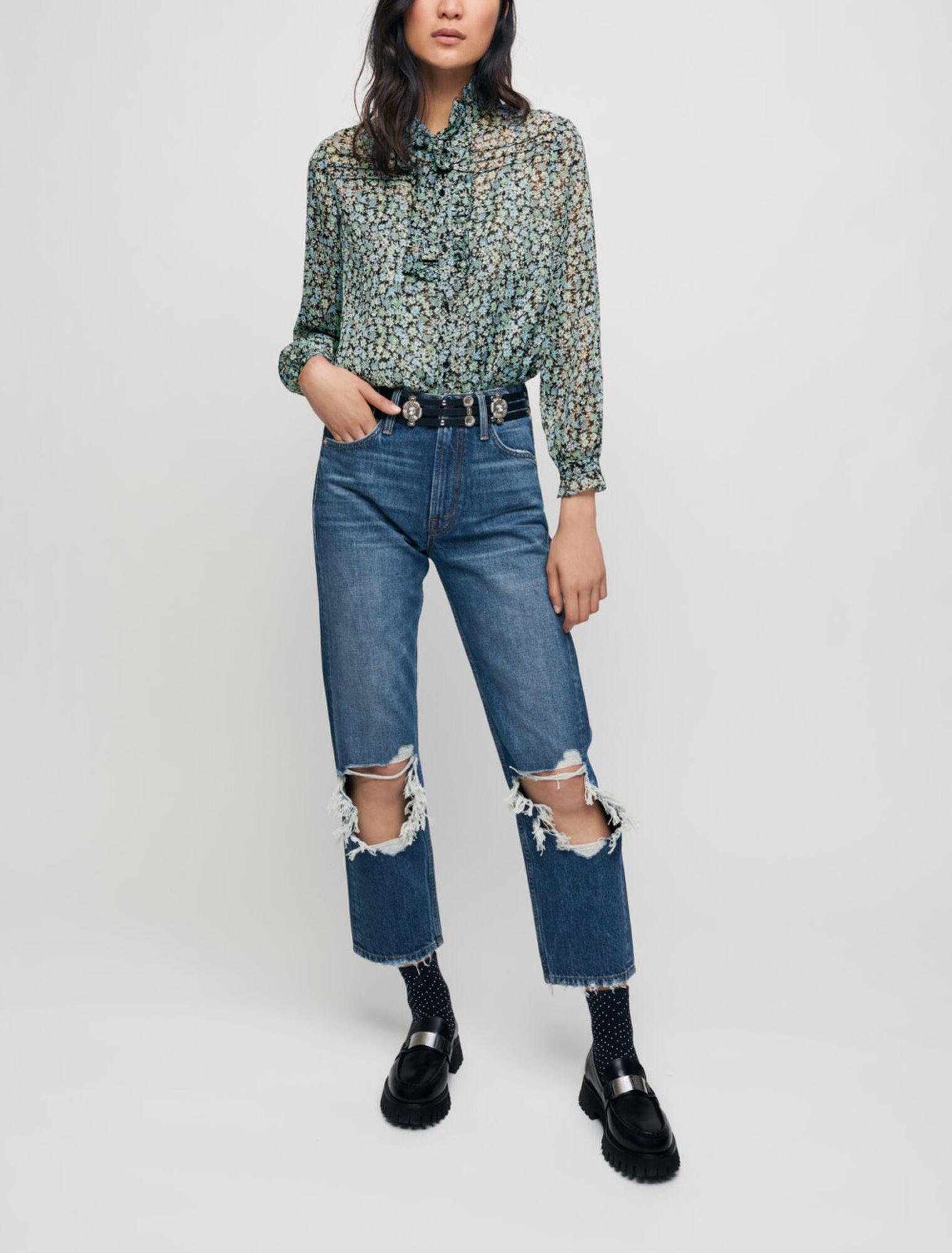 Jeans a vita alta strappati