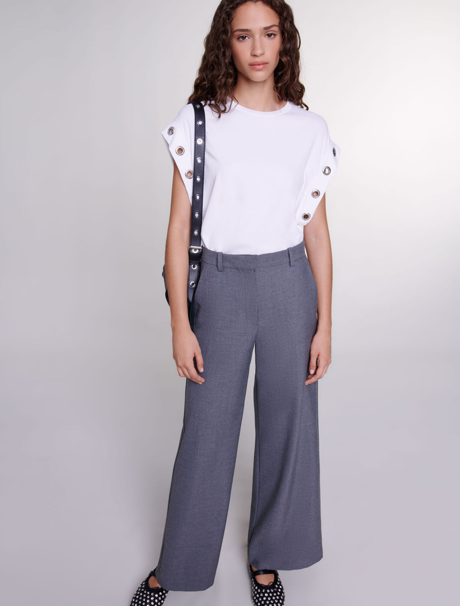 Pantaloni larghi