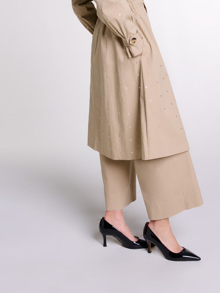 D&eacute;collet&eacute; a punta in pelle